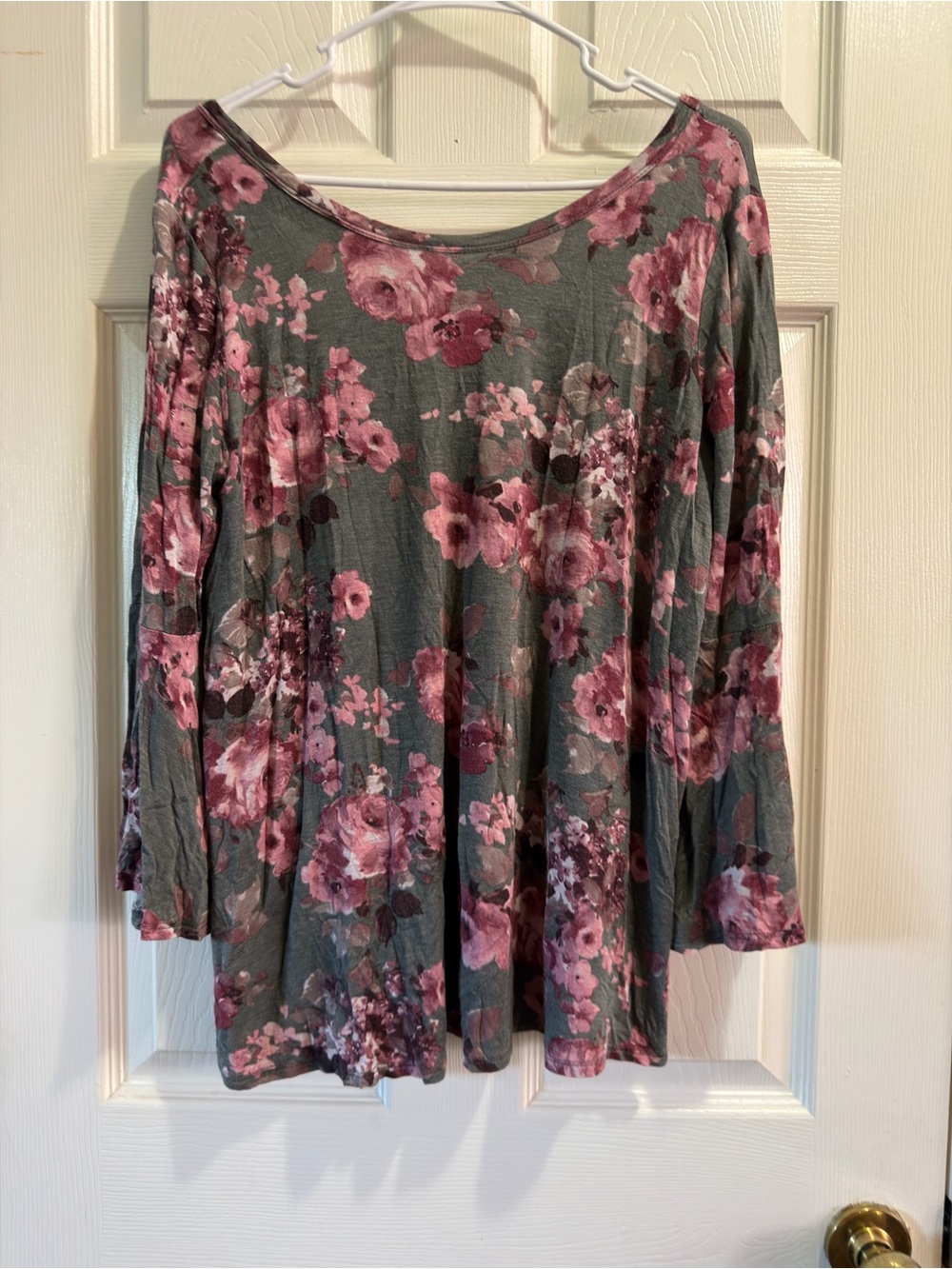 Floral boutique top